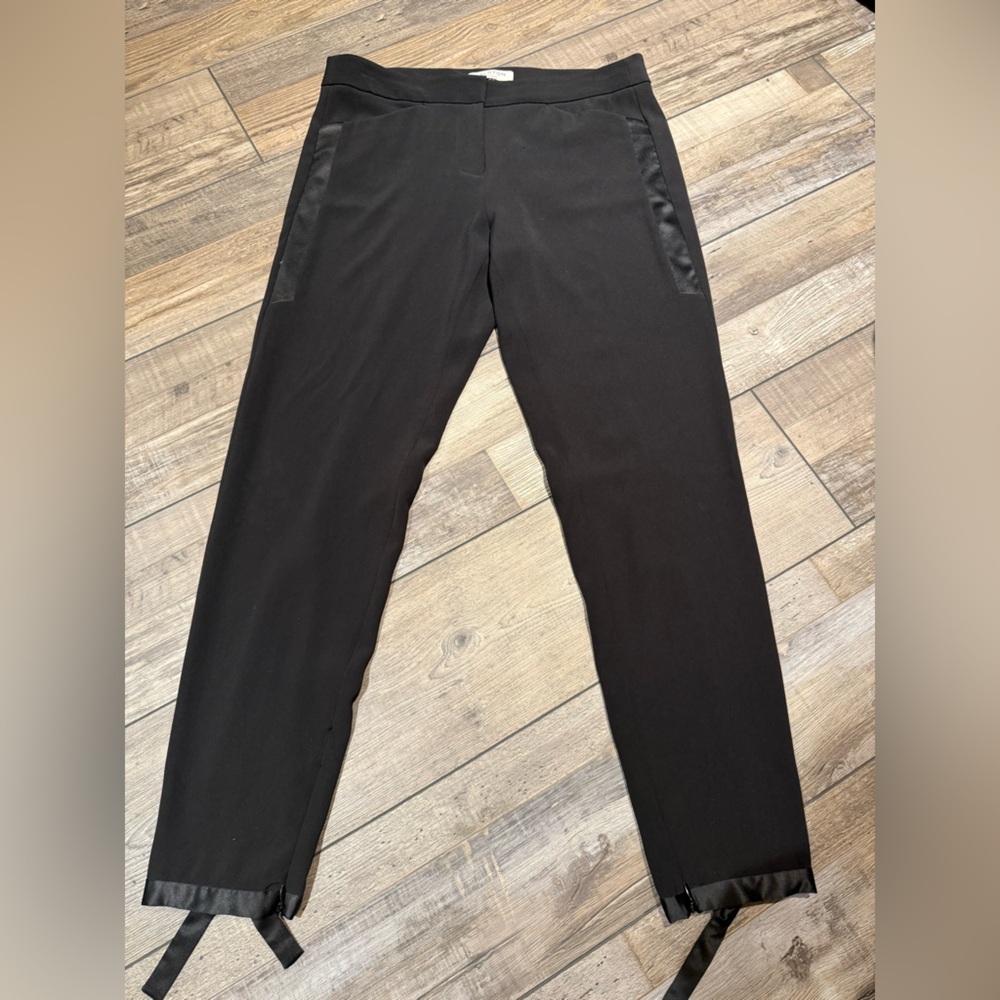 Halston Heritage Black Pants Size 4 EUC